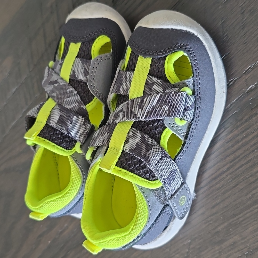Stride Rite Little Kid SRT/Surf Grey/Camo Sneaker Sandals